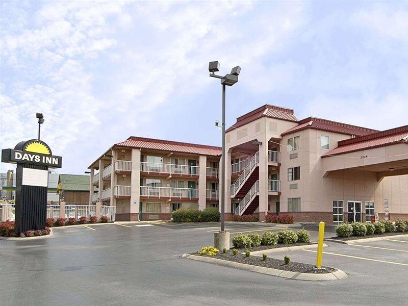 Super 8 By Wyndham Nashville Near Downtown / I-40 Экстерьер фото