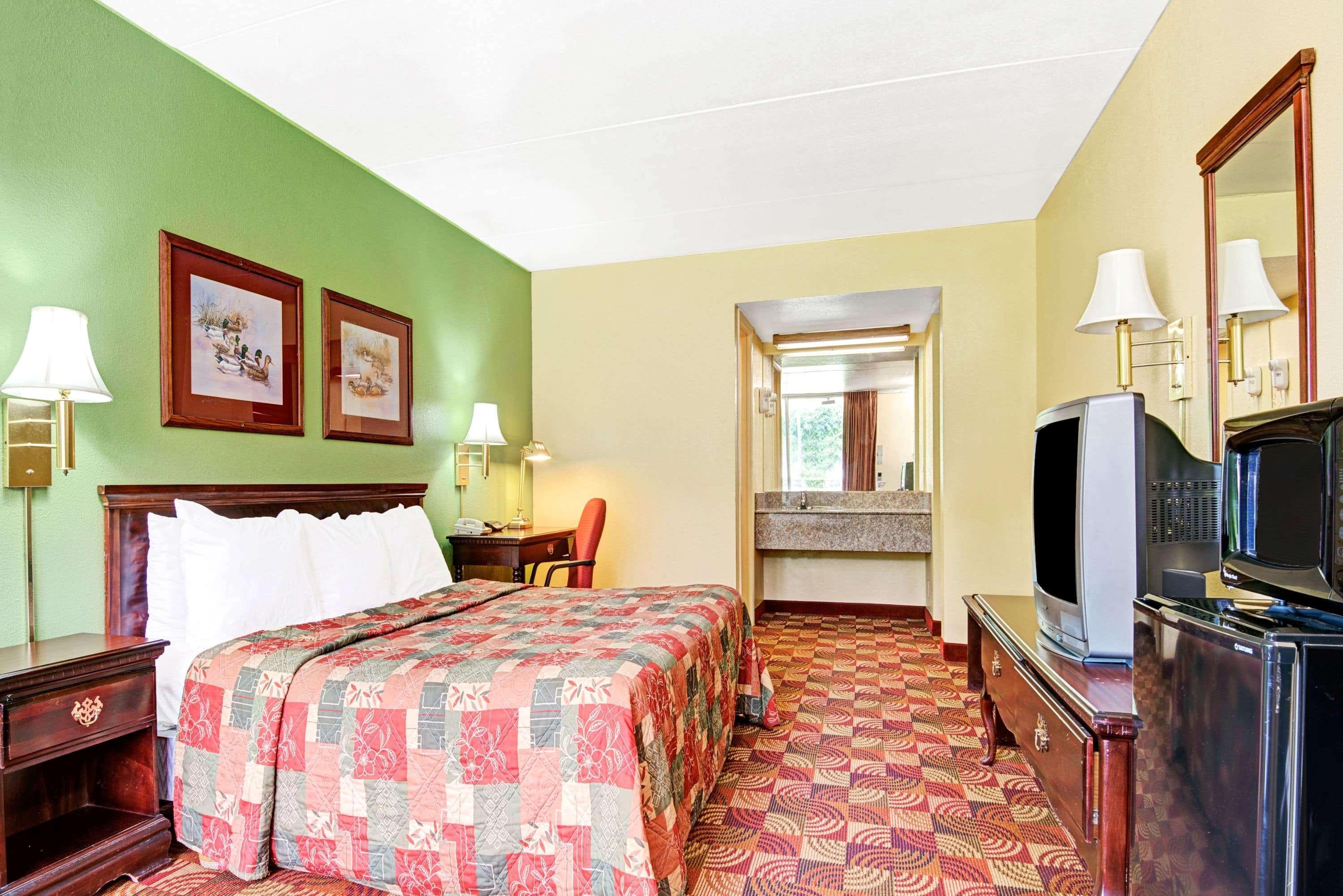 Super 8 By Wyndham Nashville Near Downtown / I-40 Экстерьер фото